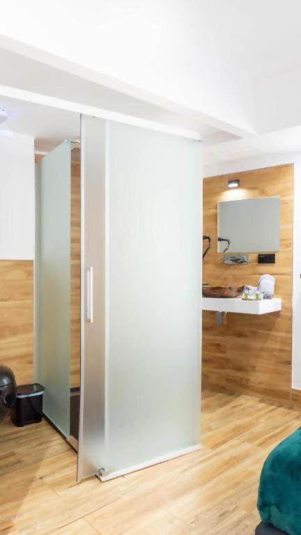 Ilustre Rooms Malaga Phòng bức ảnh
