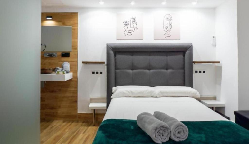 Ilustre Rooms Malaga Phòng bức ảnh